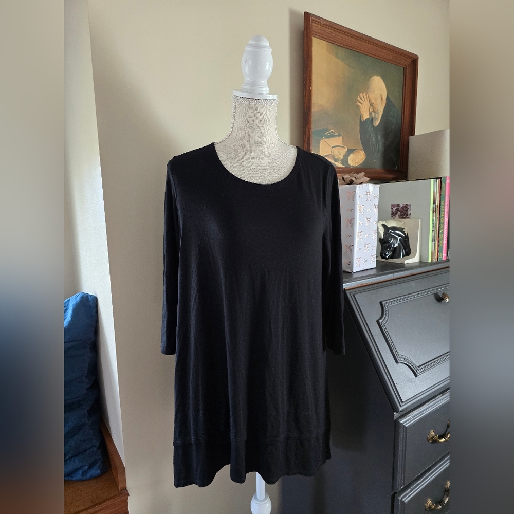 Eileen Fisher Size Medium M Black Tunic Top